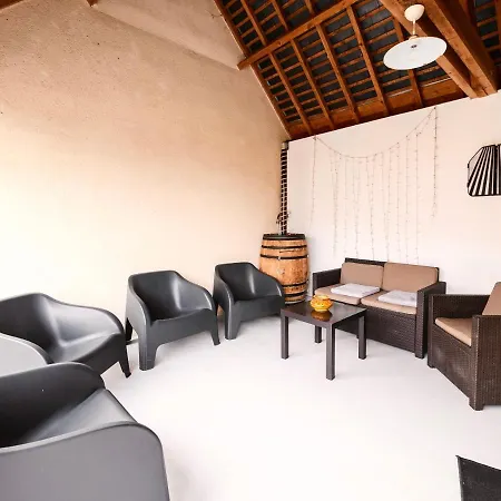 L'Heure 24-Jardin-Terrasse-Parking-2 Personnes *