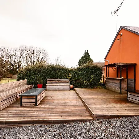 L'Heure 24-Jardin-Terrasse-Parking-2 Personnes Gasthof Parigné-lʼÉvêque